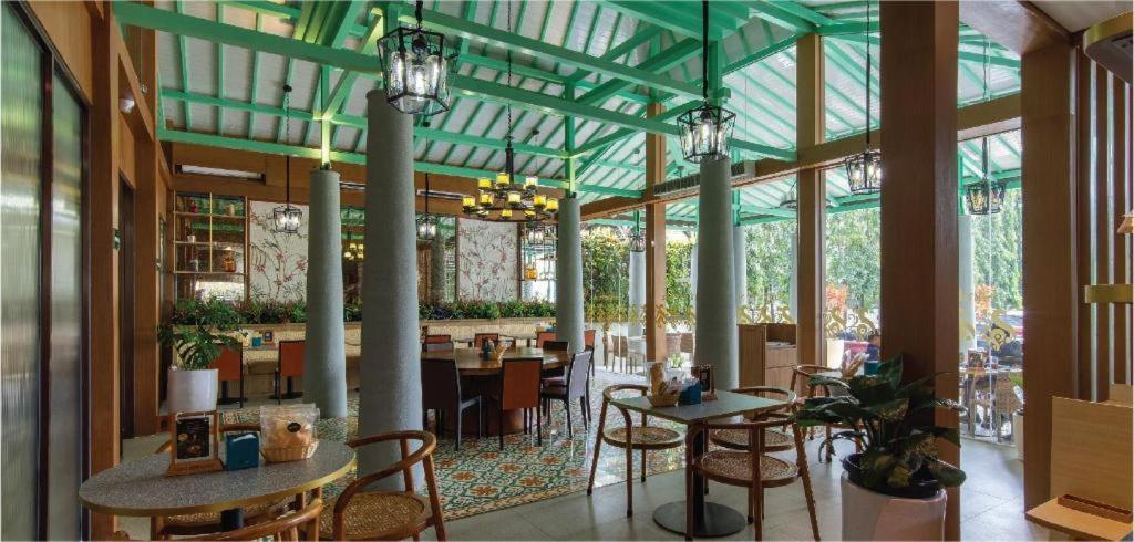 Blue Sky Hotel Petamburan Jakarta Eksteriør billede