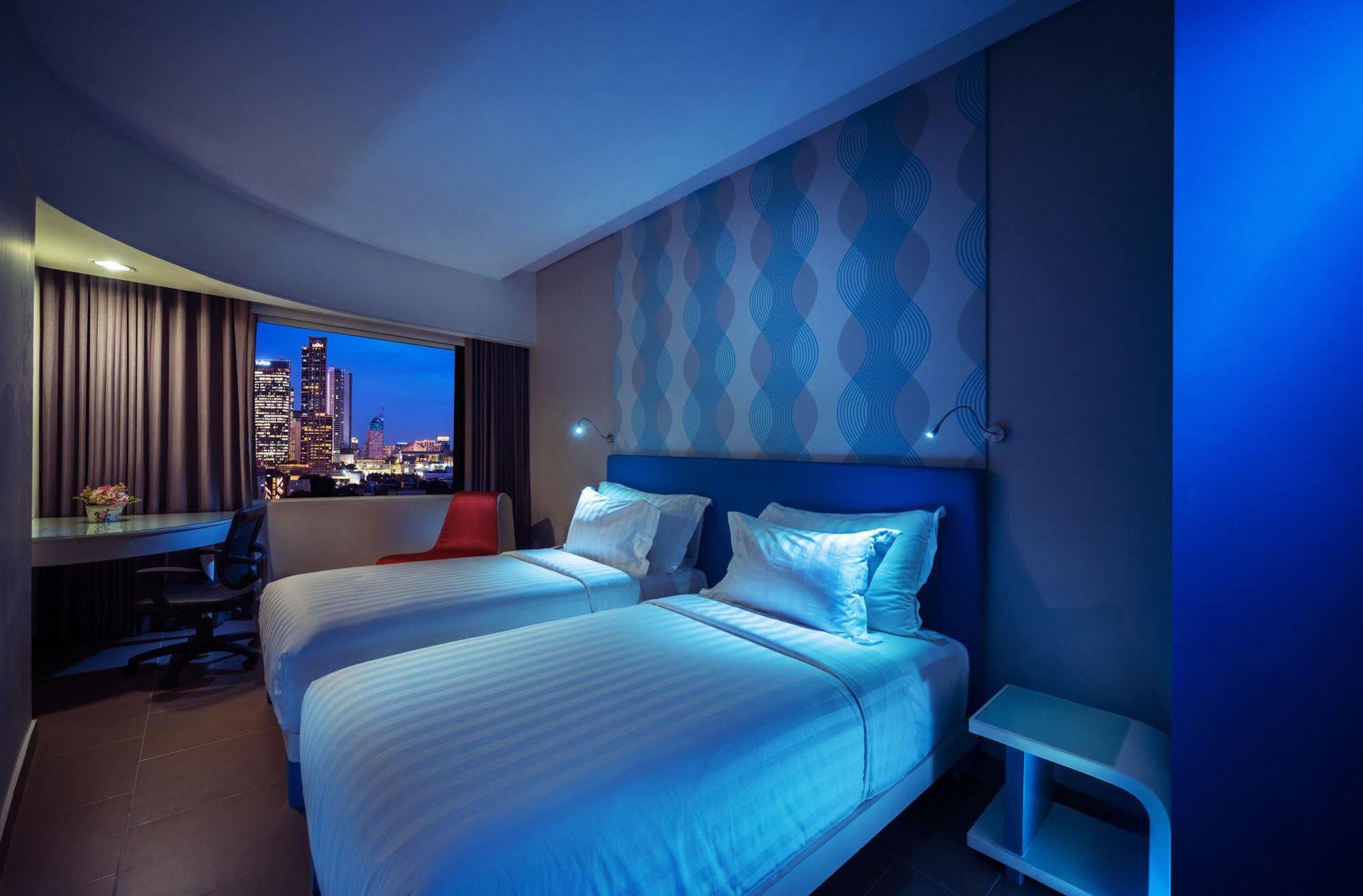 Blue Sky Hotel Petamburan Jakarta Eksteriør billede