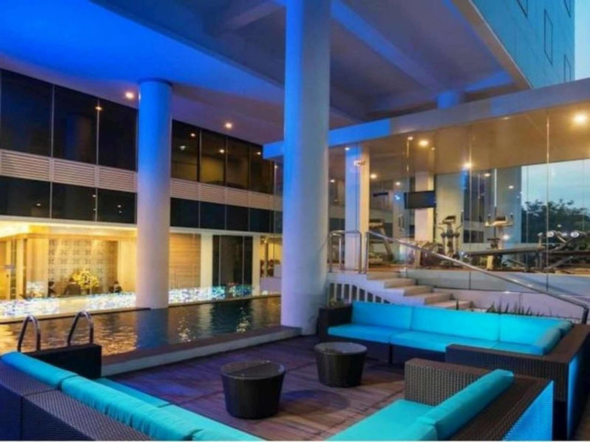 Blue Sky Hotel Petamburan Jakarta Eksteriør billede